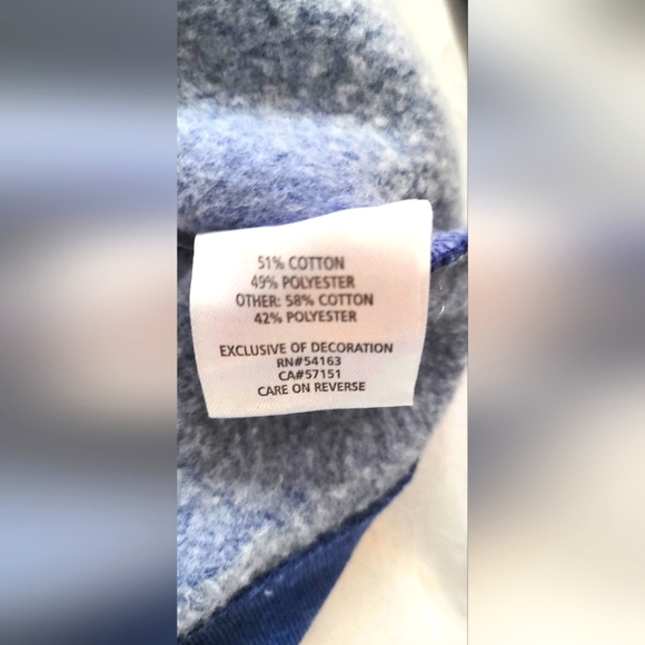 NWT! New York Giants NFL Women's Cozy Athleisure GameDay Sweater Size Small - Picture 6 of 10